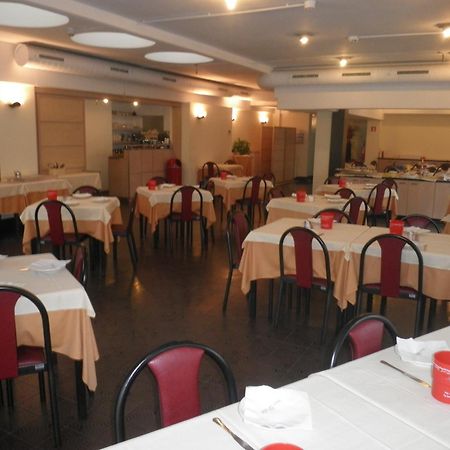 Hotel Selide Десио Екстериор снимка