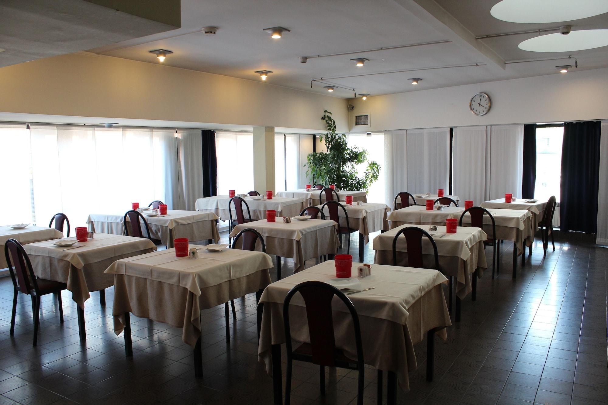 Hotel Selide Десио Екстериор снимка