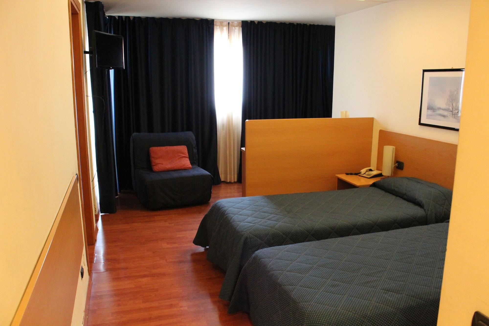 Hotel Selide Десио Екстериор снимка