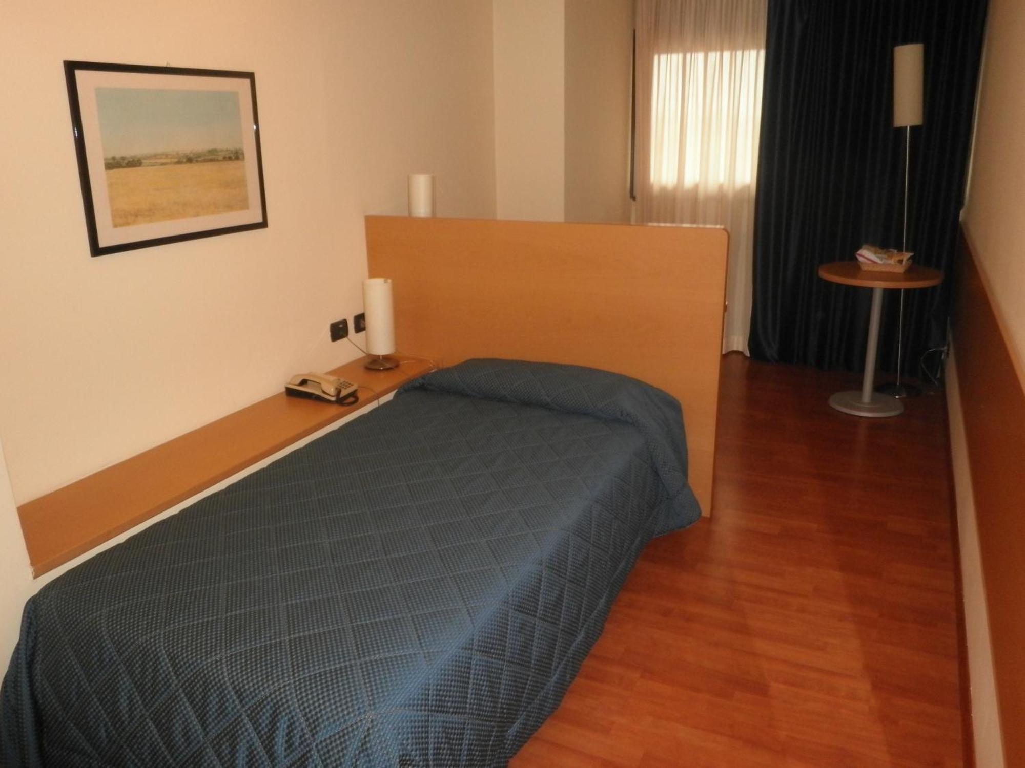 Hotel Selide Десио Екстериор снимка